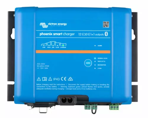 Victron IP43 30A batteriladdare